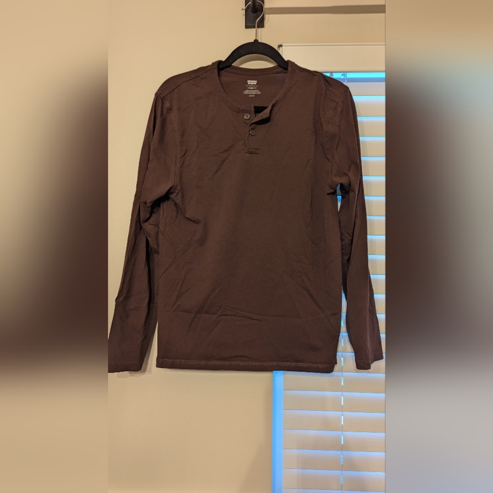 Levi's Brown Long Sleeve Tee Classic Design